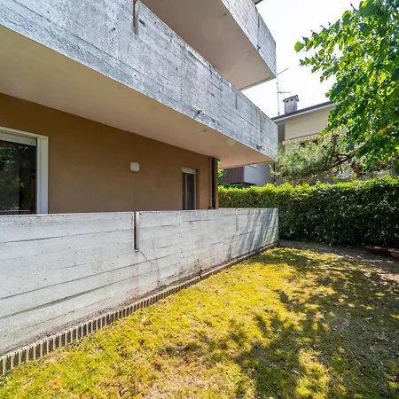 Daire Guesthost - Sunny Haven In Pineta *