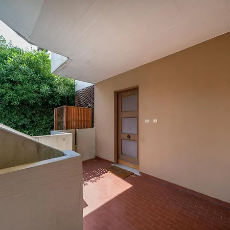 Daire Guesthost - Sunny Haven In Pineta *